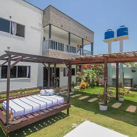 Great Pool House Near *